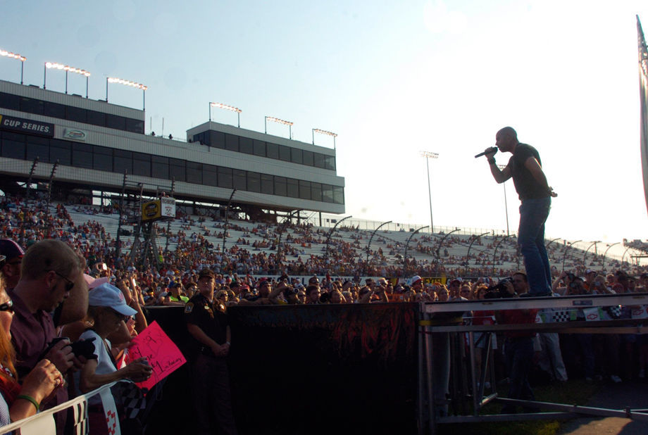 2007 Daughtry